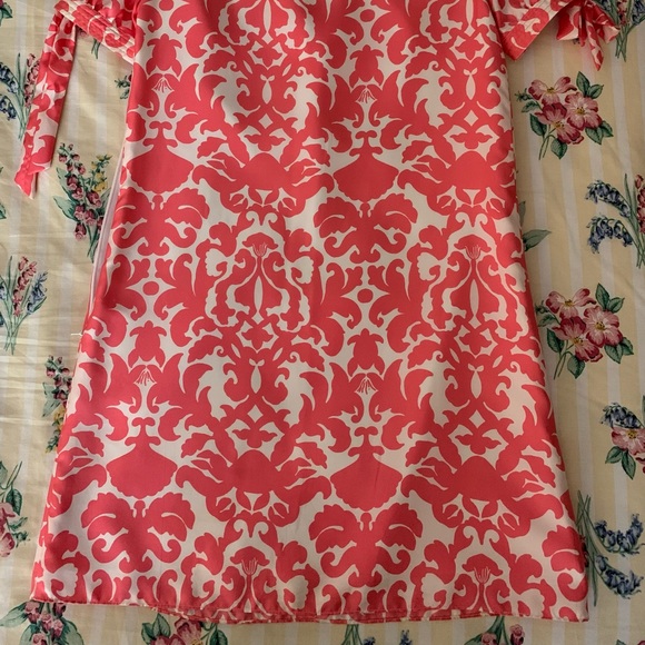Stunning Lilly Pulitzer silk pink white crab dress - Picture 2 of 8